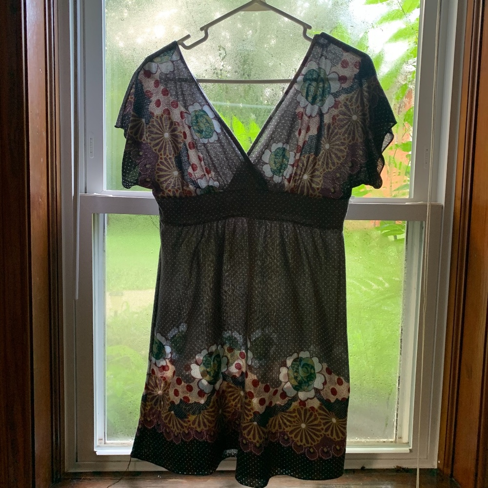 V-neck & Open Back Boutique Shirt